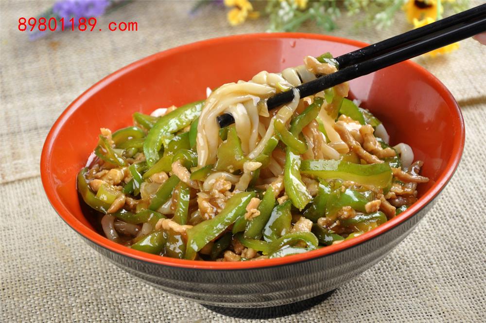尖椒茄子肉丝打卤面